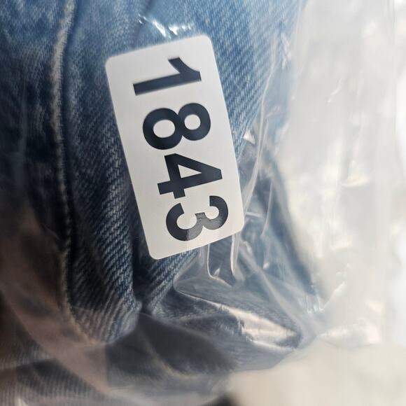 Good American jeans womens 6/28 Split Hem button fly Straight Leg Denim - Picture 14 of 14